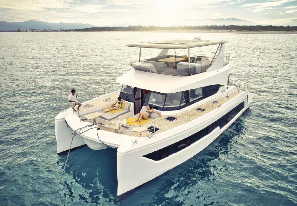 Aventura 50 MY - 3