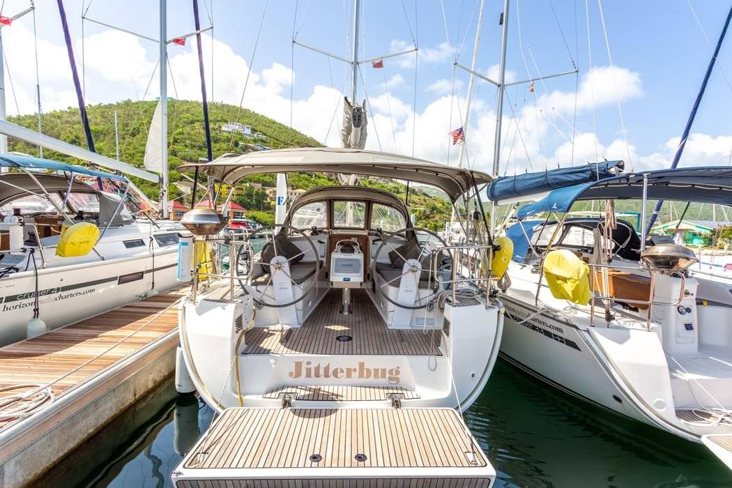 Bavaria 37