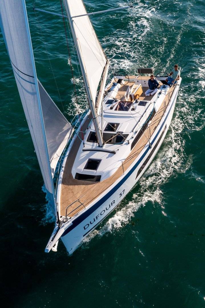Dufour 37