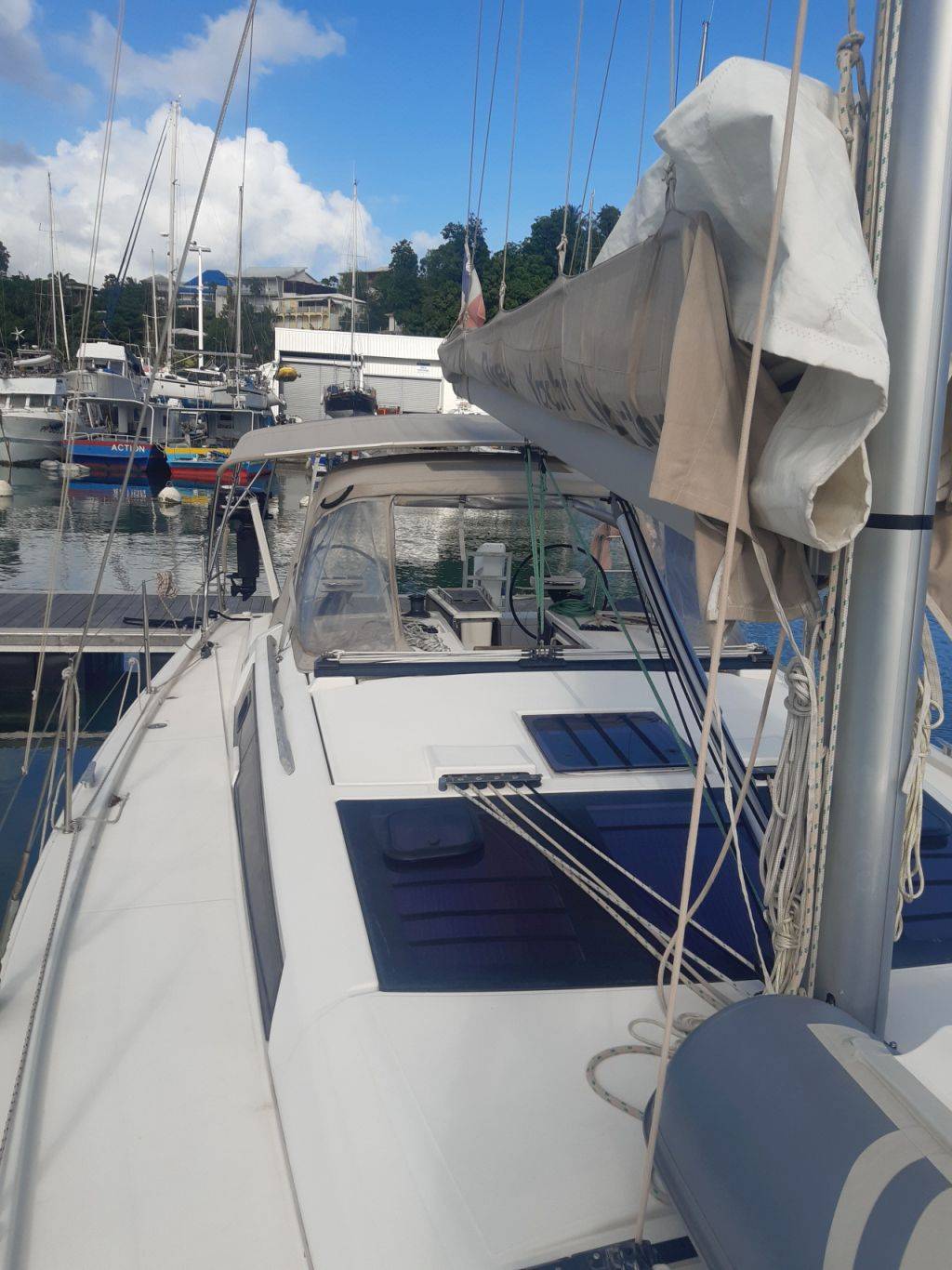 Dufour 390 Grand Large - 3