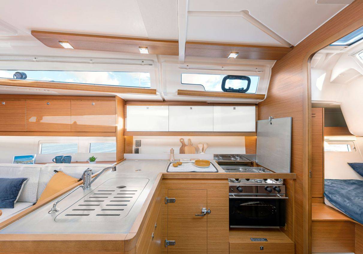 Dufour 390 Grand Large - 4
