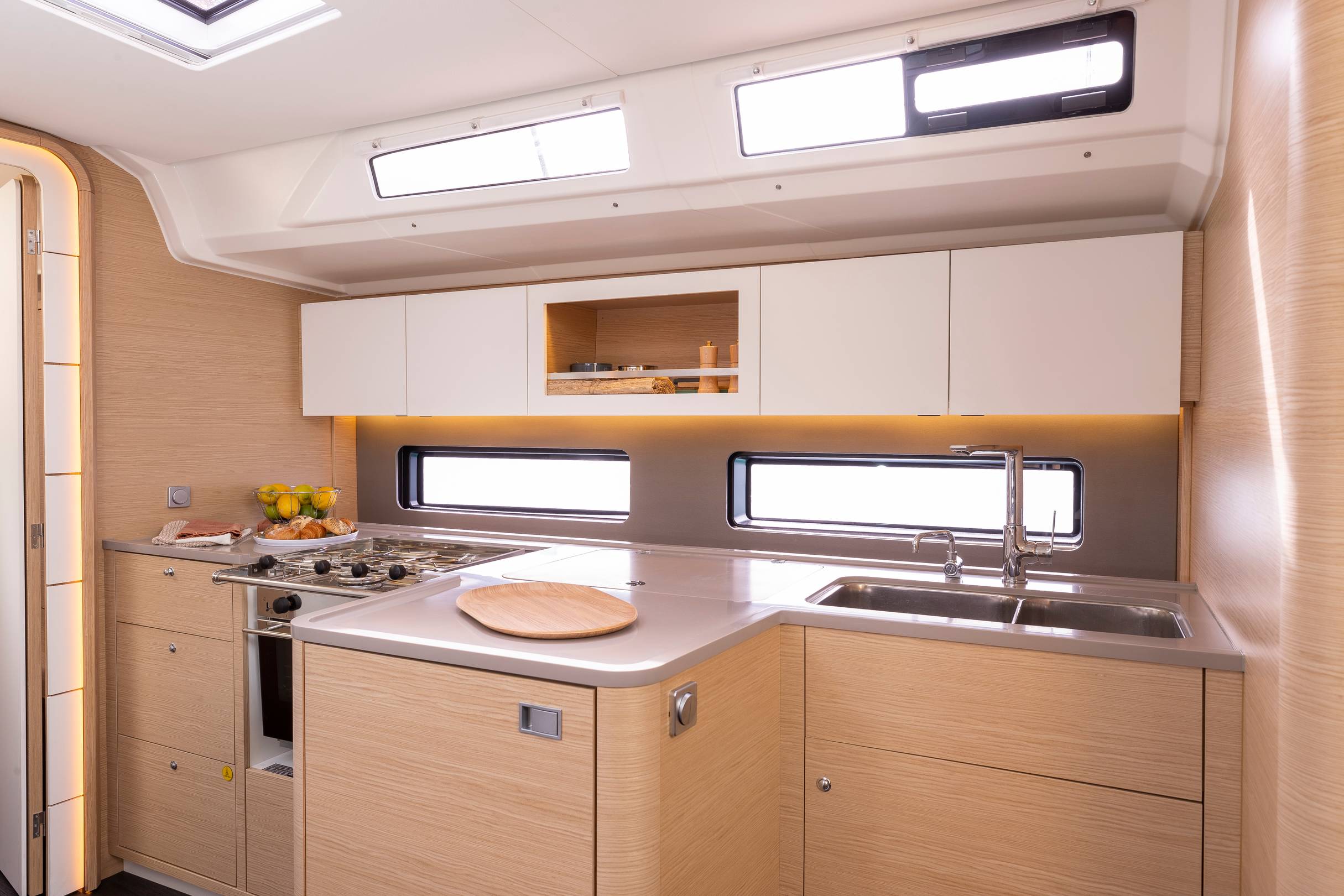 Dufour 41 (Premium Plus) - 2