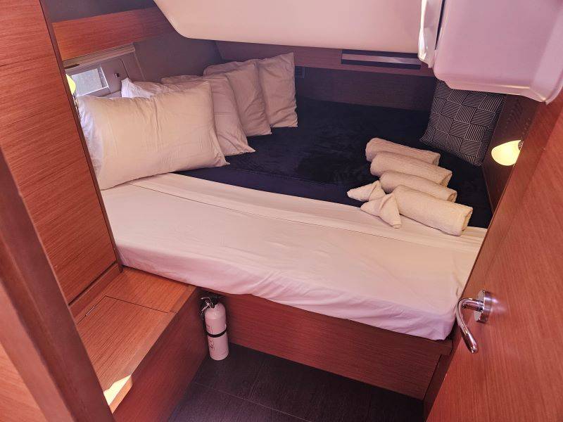 Dufour 430 Grand Large - 4
