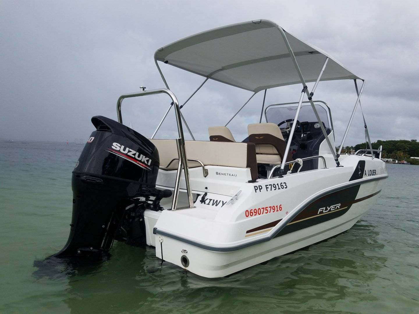 Flyer 5.5 Sundeck - 2
