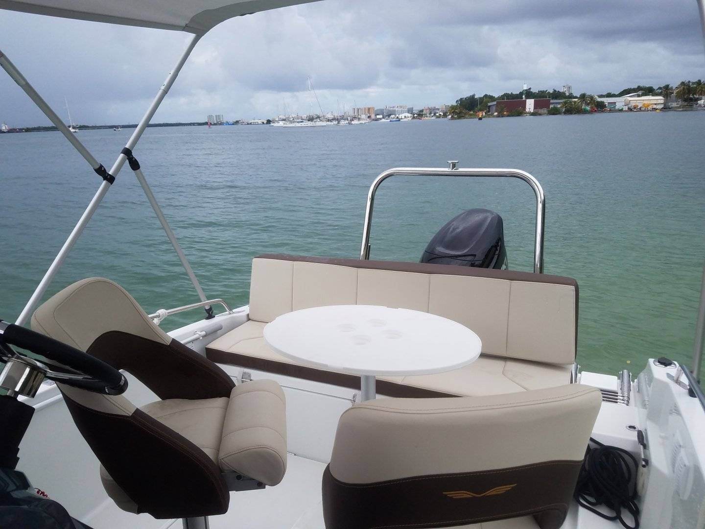 Flyer 5.5 Sundeck - 4
