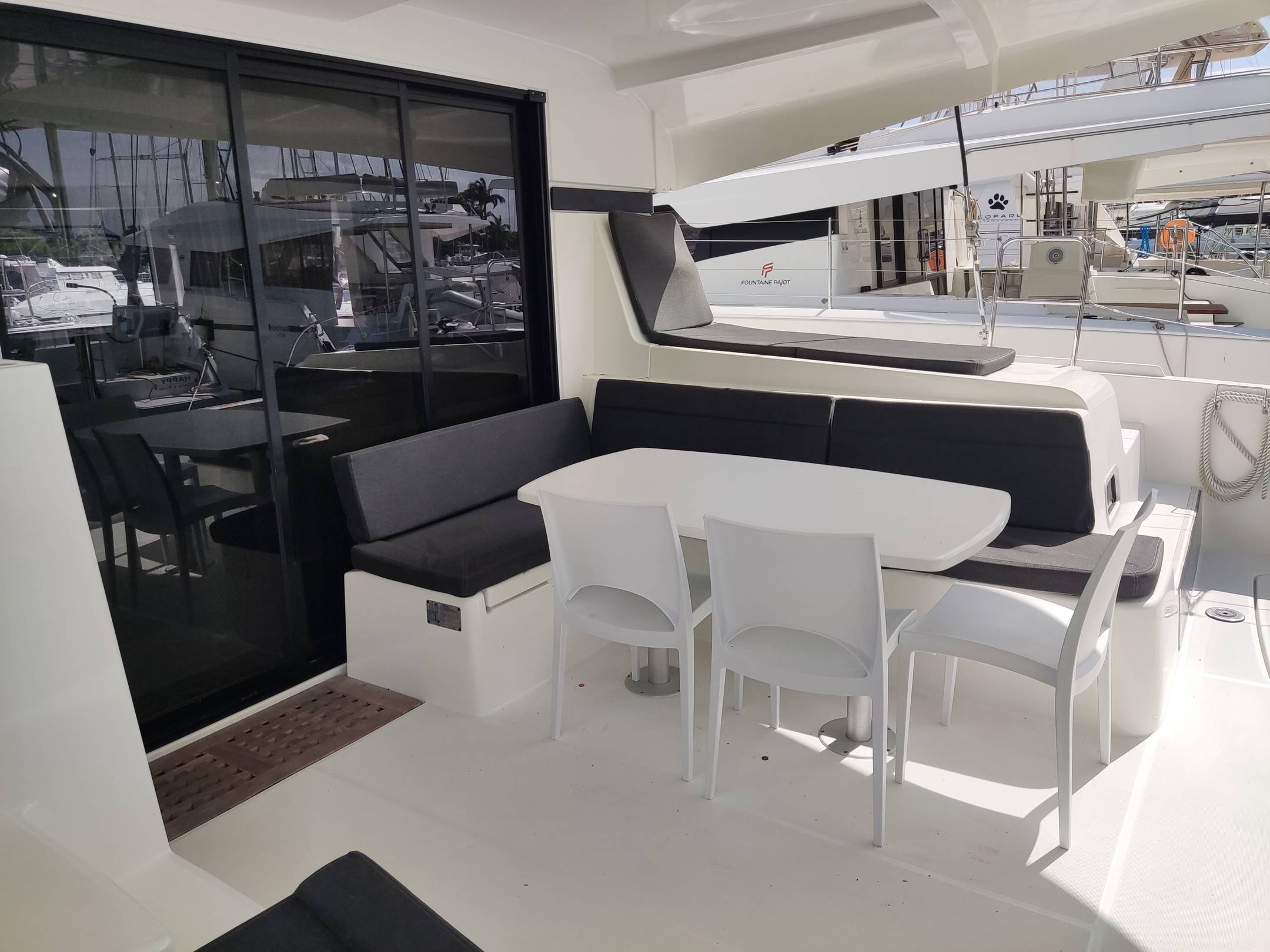 Lagoon 42 - 5