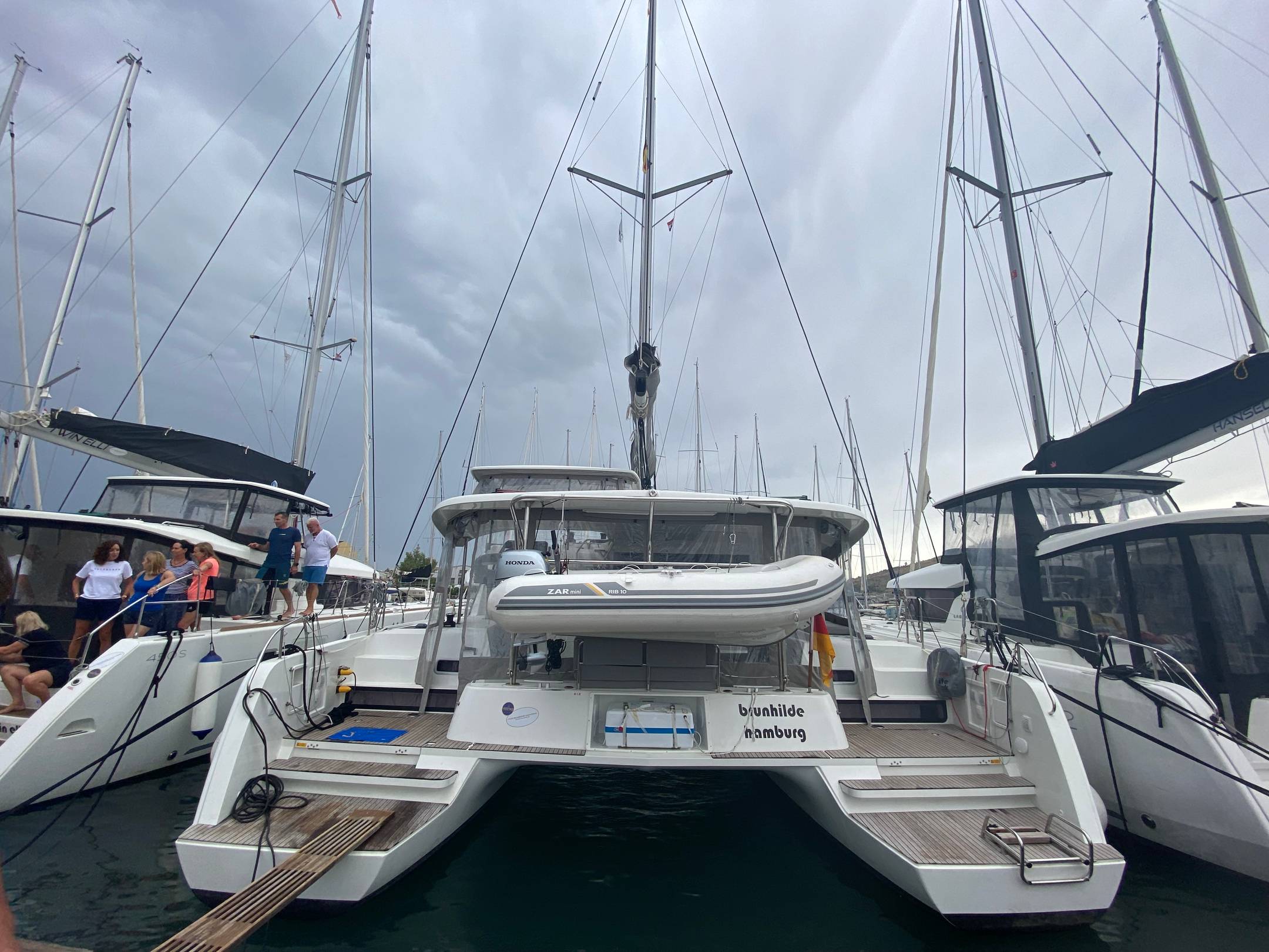 Lagoon 42