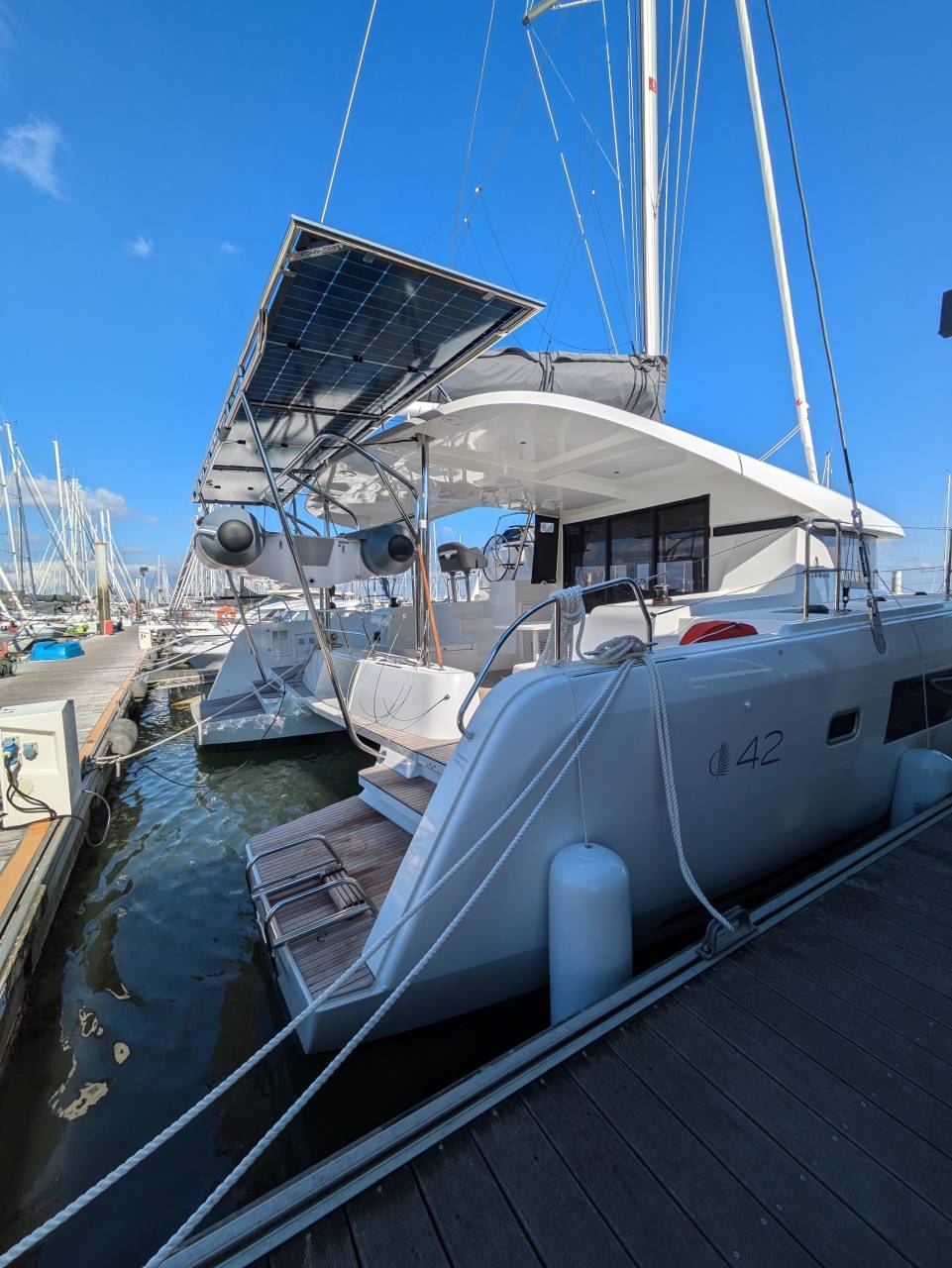 Lagoon 42 - 2