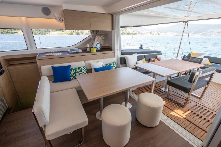 Lagoon 43 - 3