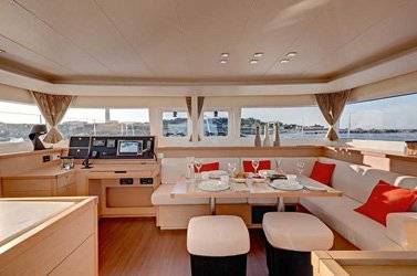 Lagoon 450 SporTop - 2