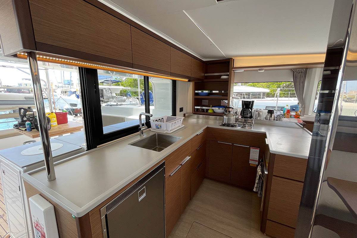 Lagoon 46 - 5