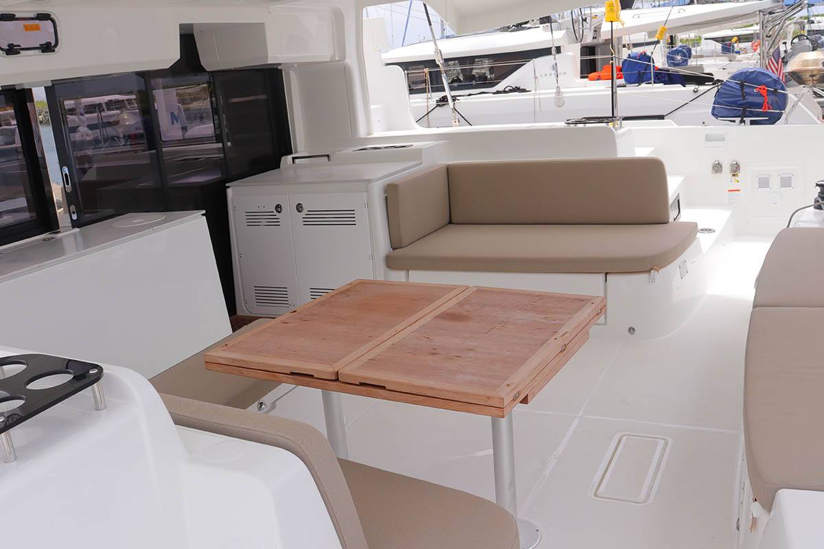 Lagoon 46 - 5