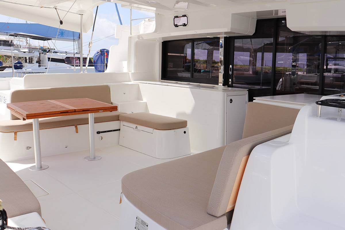 Lagoon 46 - 4