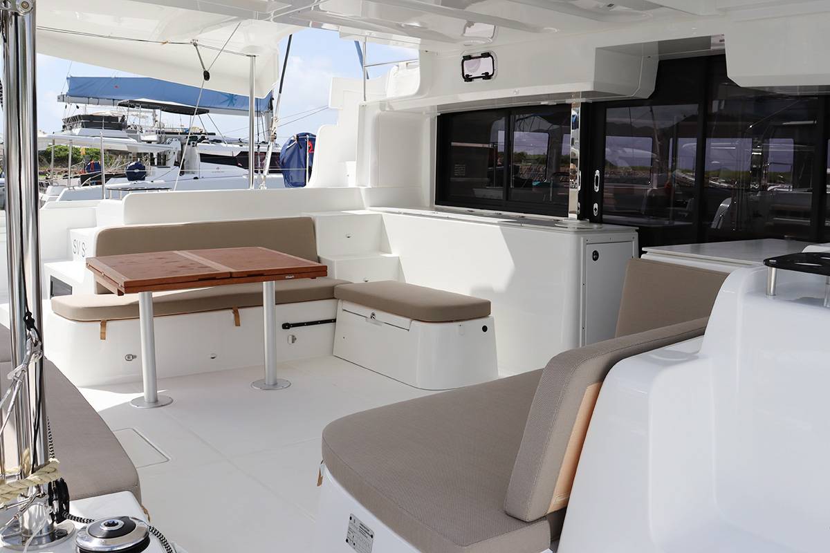 Lagoon 46 - 3