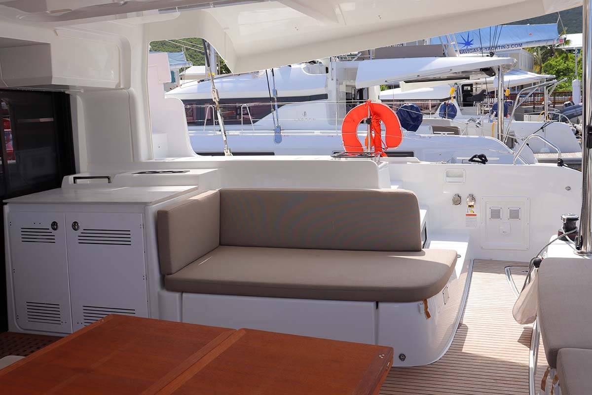 Lagoon 46 - 3
