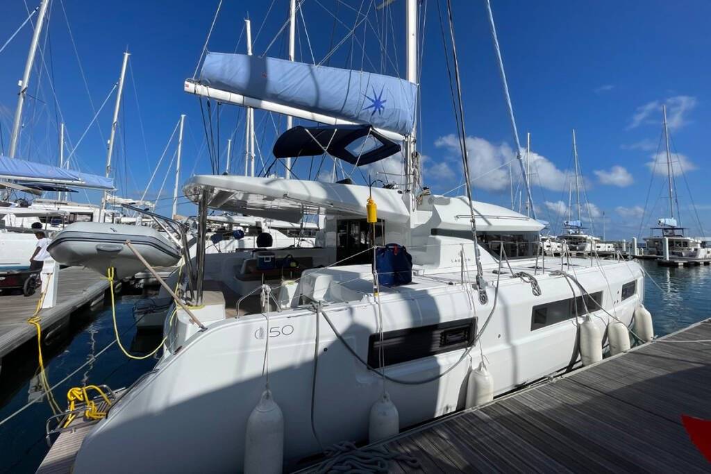 Lagoon 50