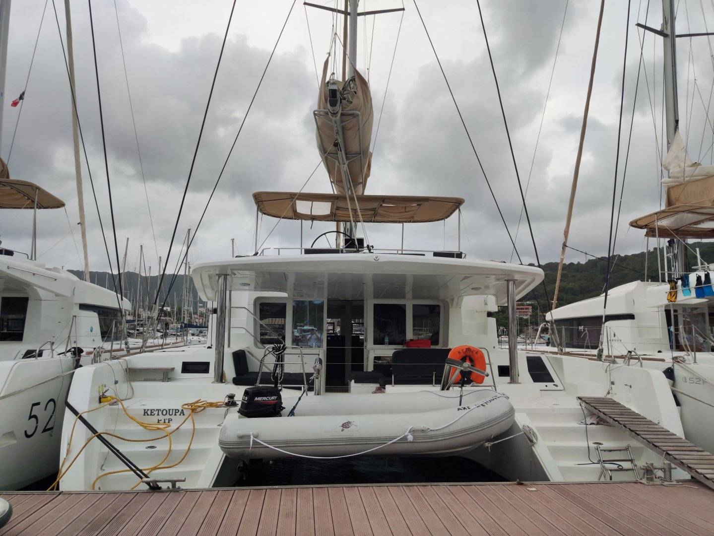 Lagoon 52 Fly - 3