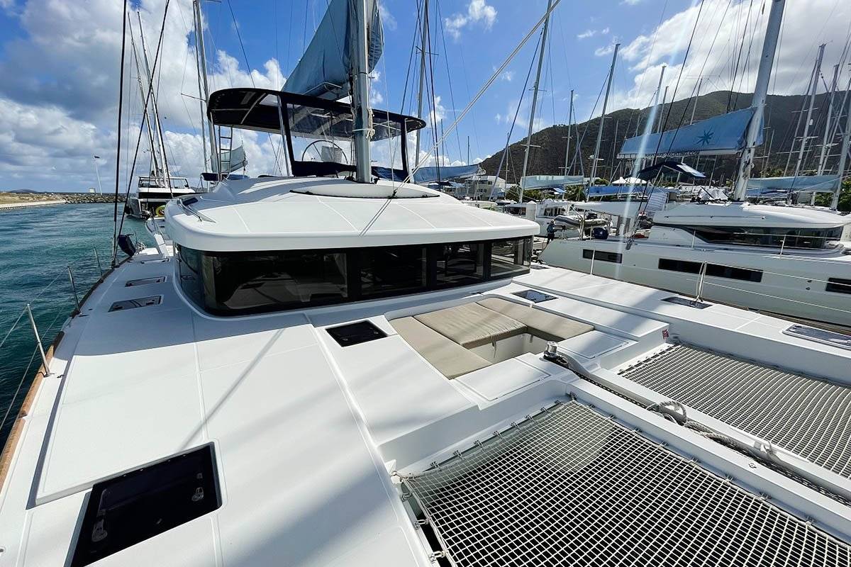 Lagoon 52 Fly - 3