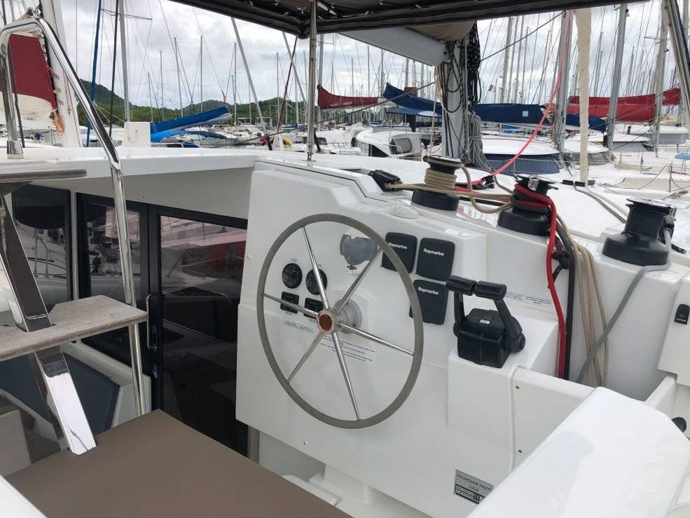 Lucia 40 - 5