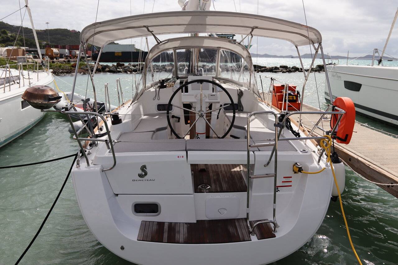 Oceanis 31