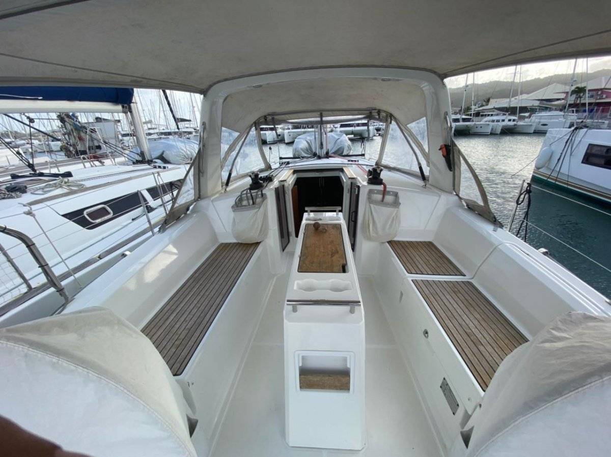 Oceanis 35.1
