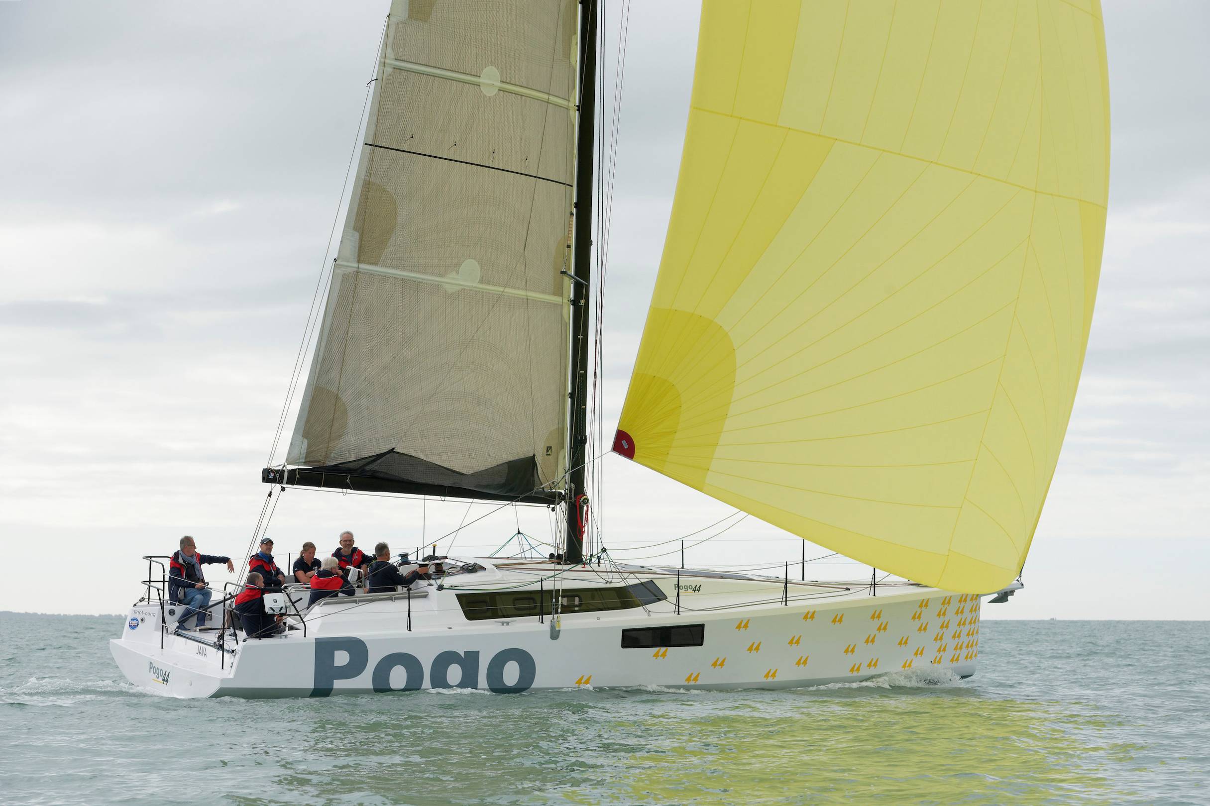 Pogo 44 - 3