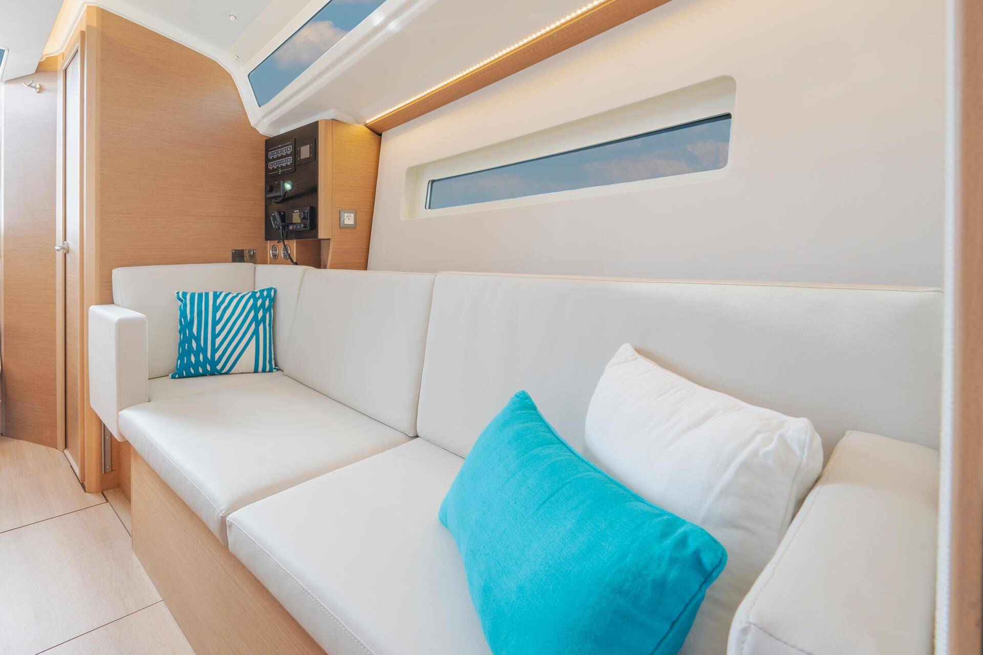 Sun Odyssey 350 - 5