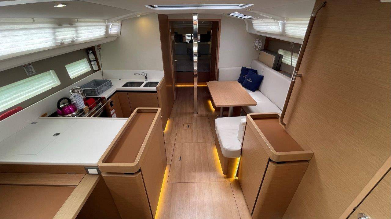 Sun Odyssey 440 - 5