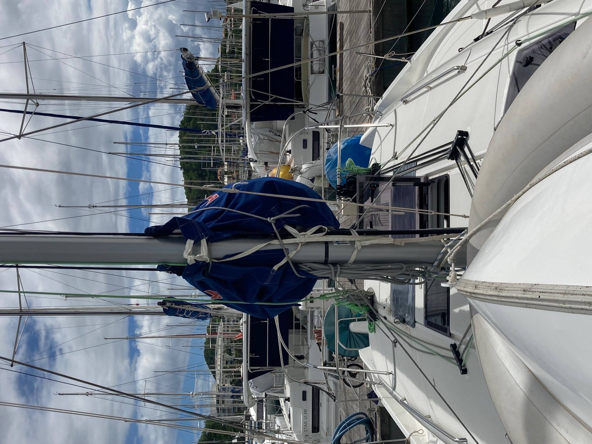 Sun Odyssey 440
