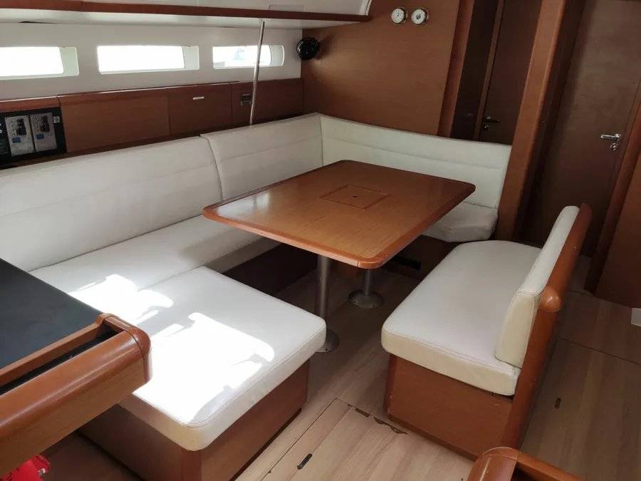 Sun Odyssey 519 - 4