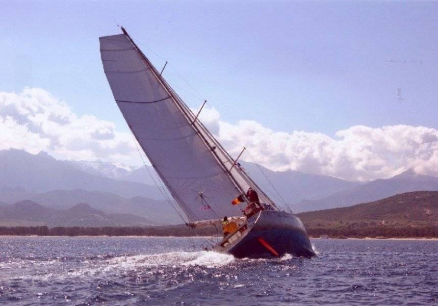 UY 50 Alu - 4