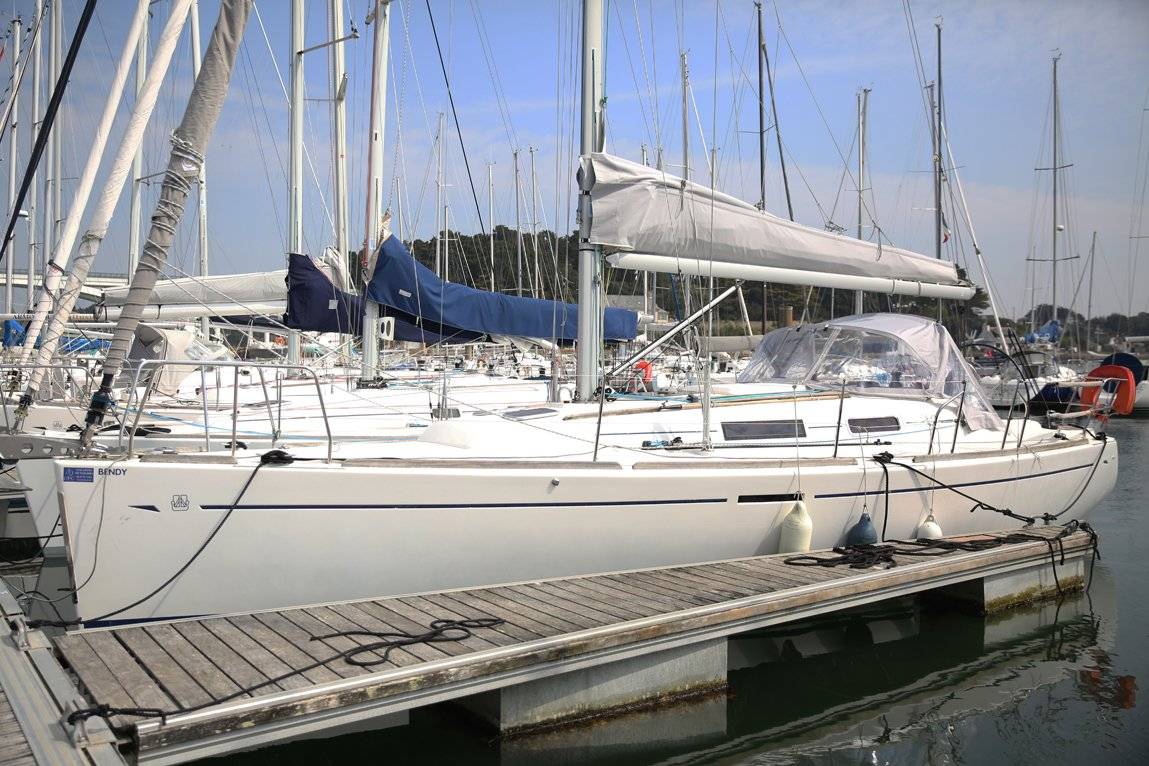 Dufour 34