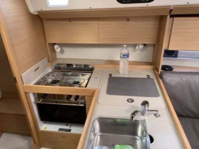 Dufour 360 Grand Large - 4