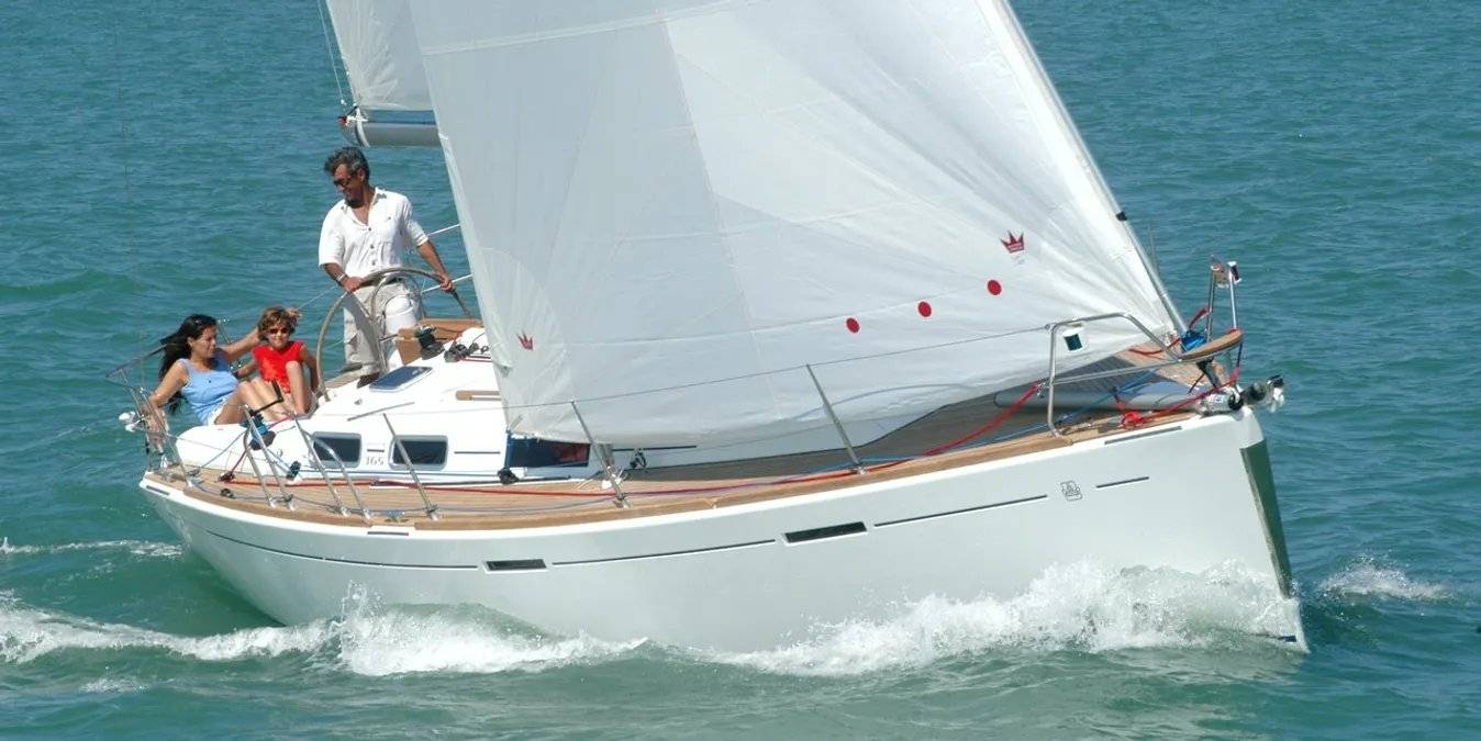 Dufour 365