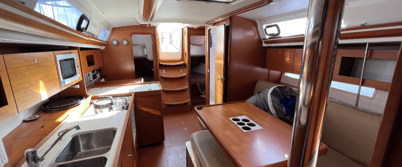 Dufour 375 - 2