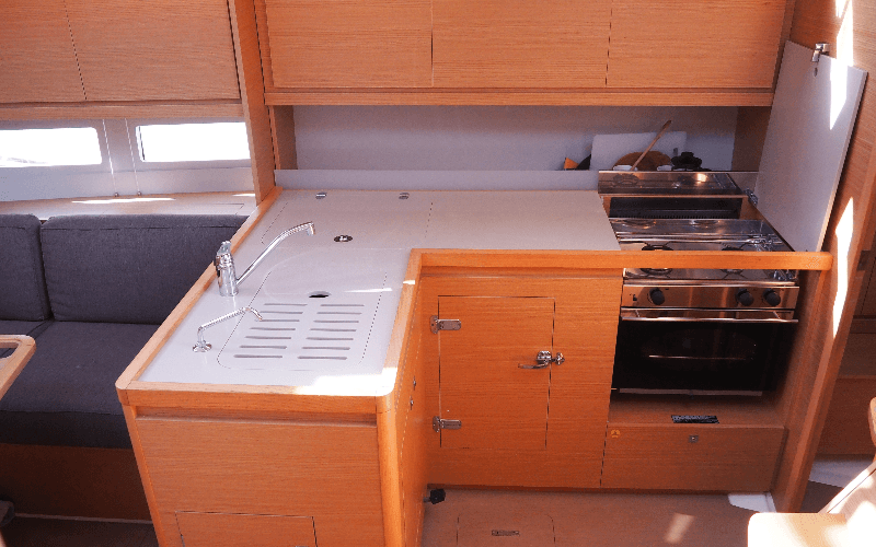 Dufour 390 Grand Large - 5