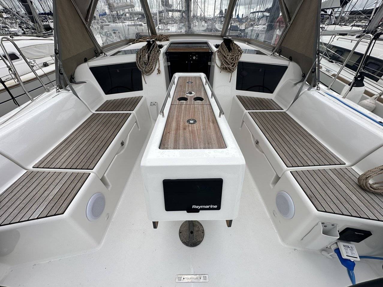 Dufour 390 Grand Large - 5