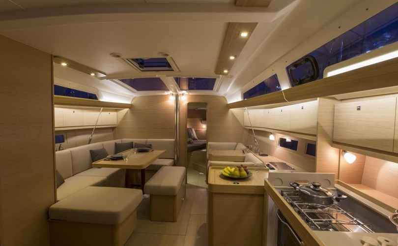 Dufour 410 Grand Large - 4