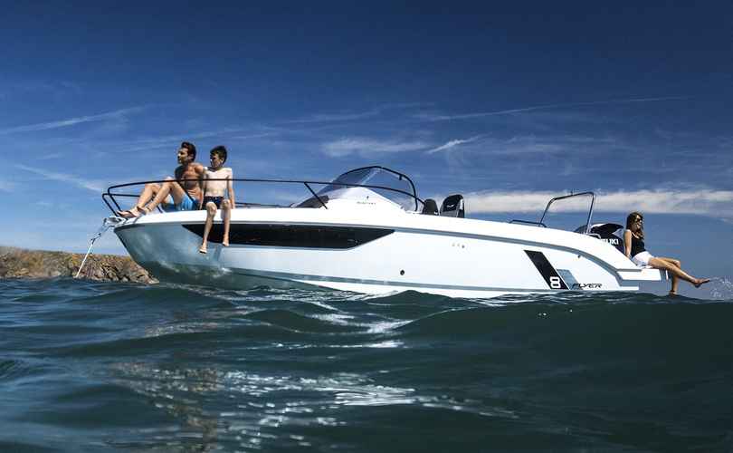 Flyer 8 Sundeck