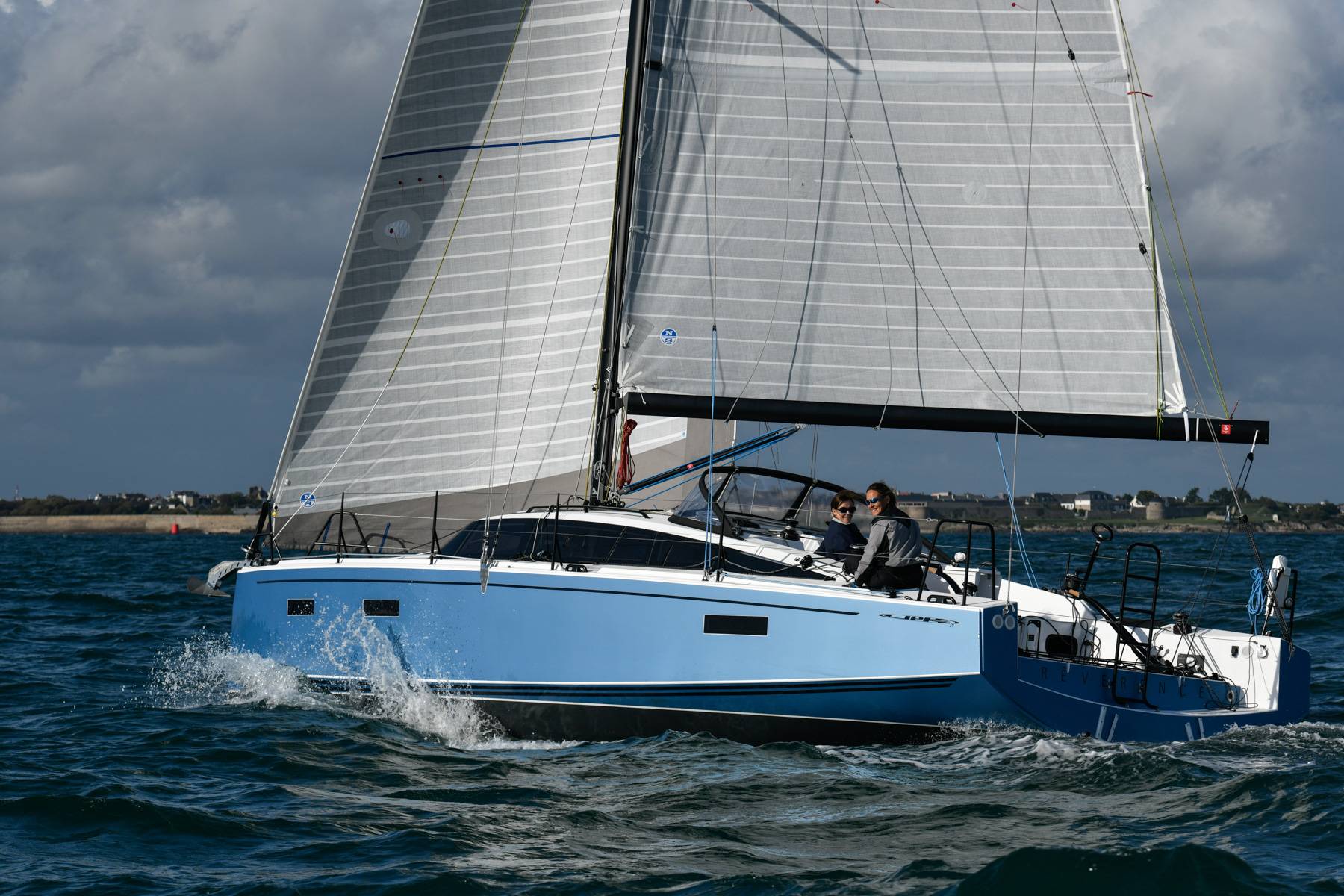 JPK 39 Fast Cruiser