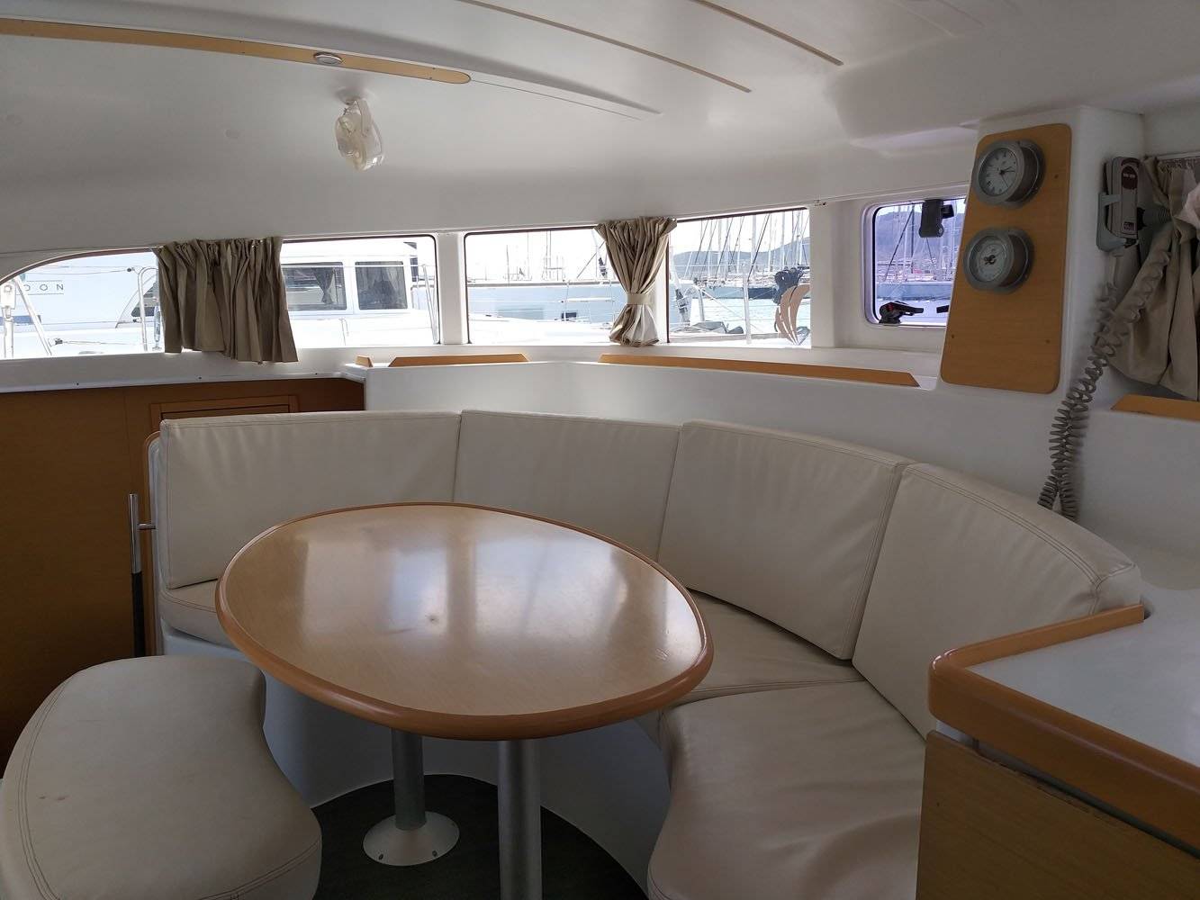 Lagoon 380 - 3