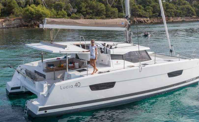 Lucia 40 - 4