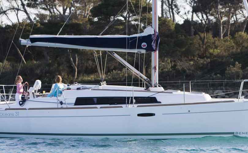 Oceanis 31