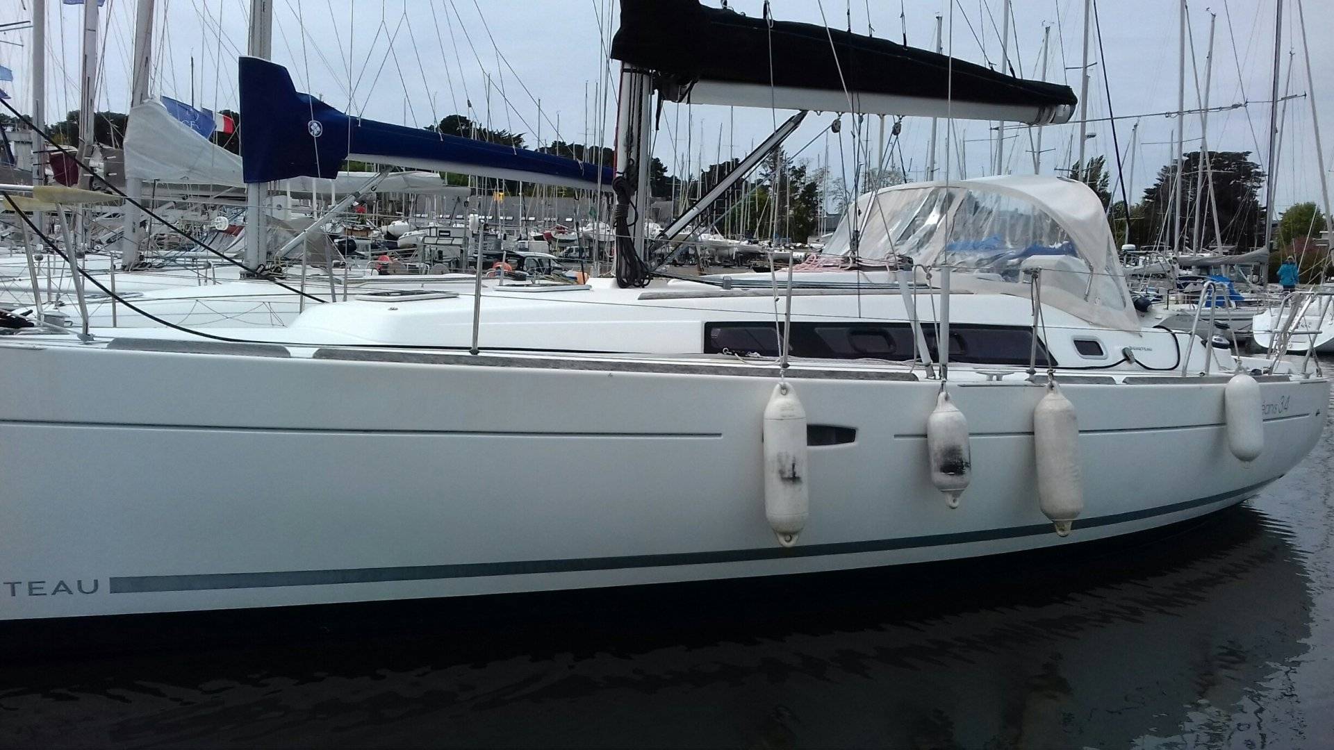 Oceanis 34