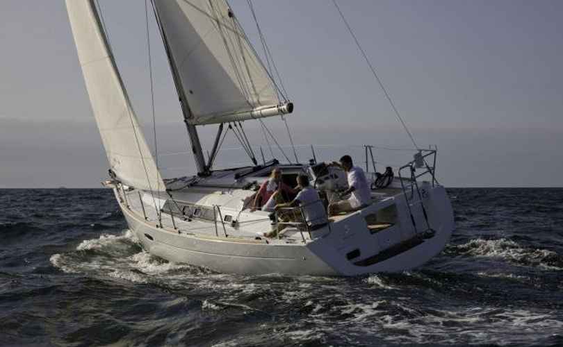 Oceanis 34