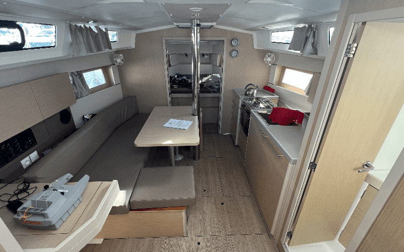 Oceanis 38.1 - 5