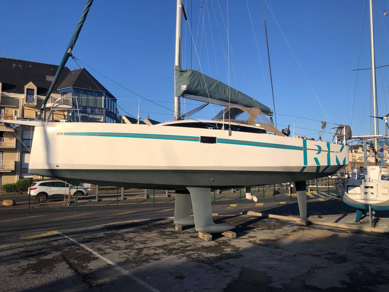 RM 890 - 4