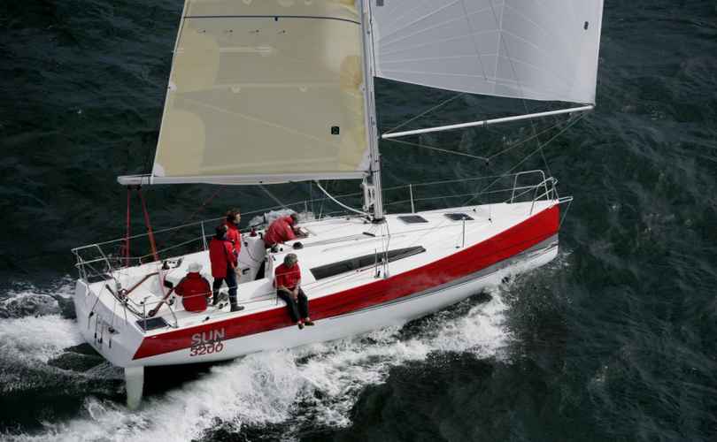 Sun Fast 3200 - 2