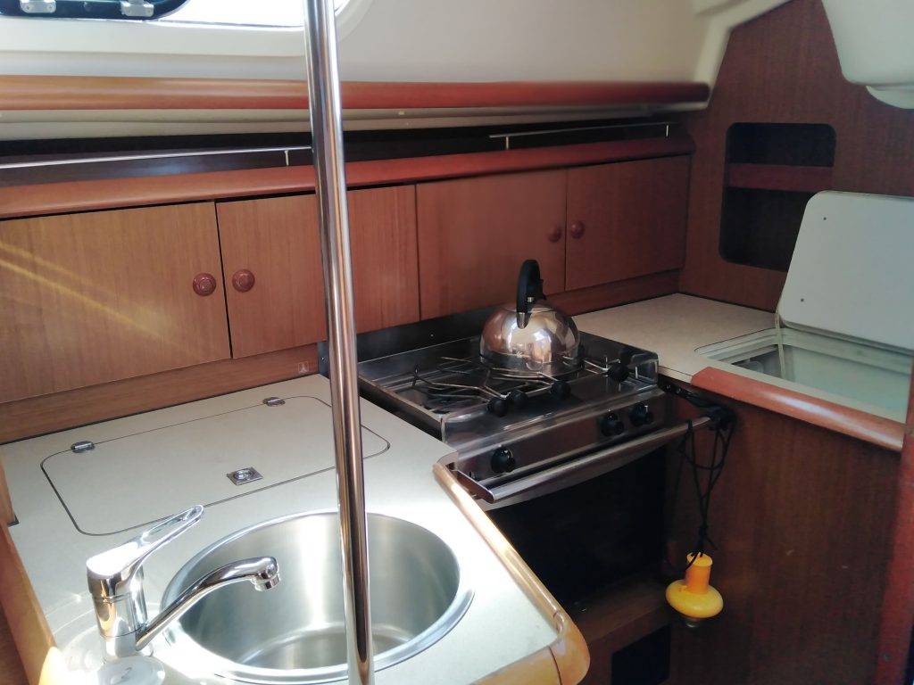 Sun Odyssey 32 - 4