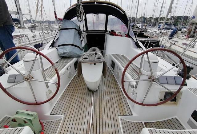 Sun Odyssey 42i - 3